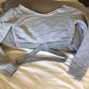 Slightly off the shoulder, cropped sweatshirt